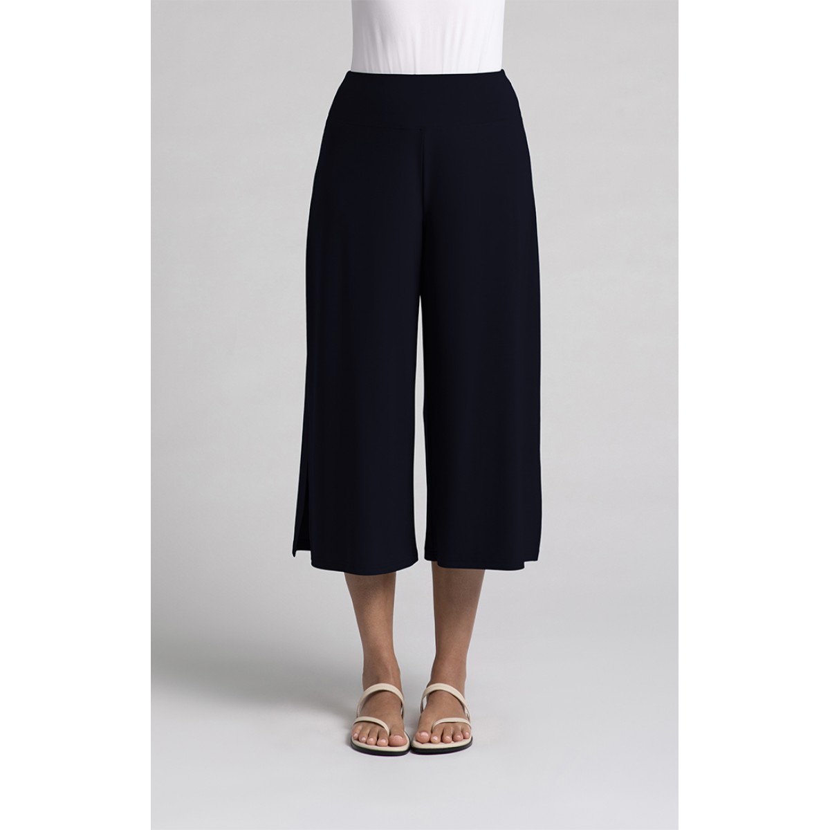 Sympli - Side Slit Wide Capri - Navy
