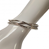 Merx Fashion Textured Metal Bangle Bracelet - Silver #07-02400 Merx Fashion Textured Metal Bangle Bracelet - Silver #07-02400