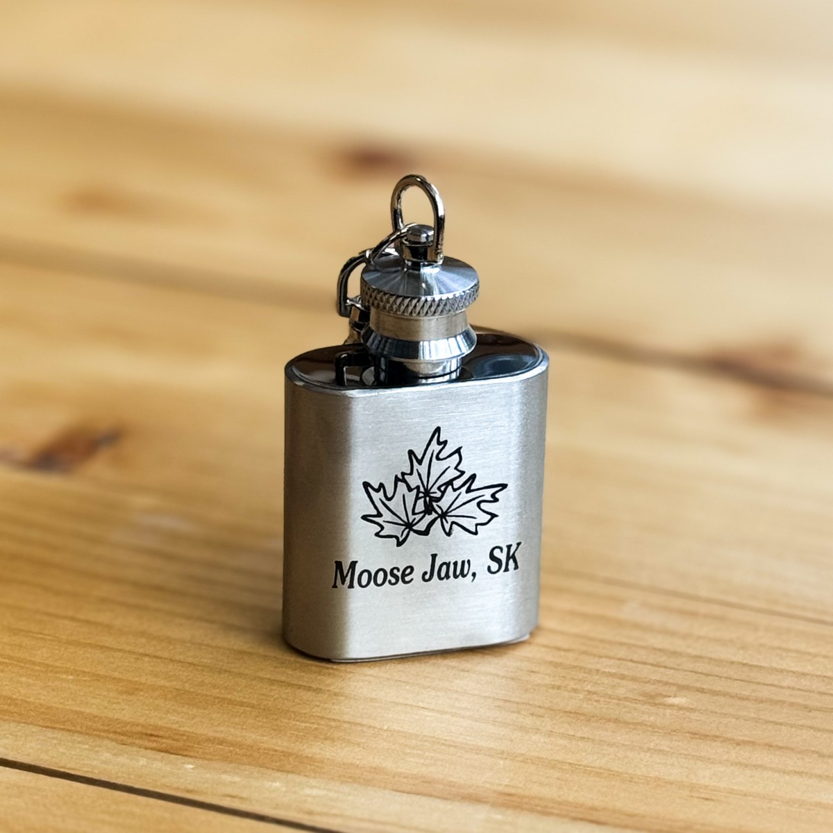 Moose Jaw Keychain Flask Leaves 1oz