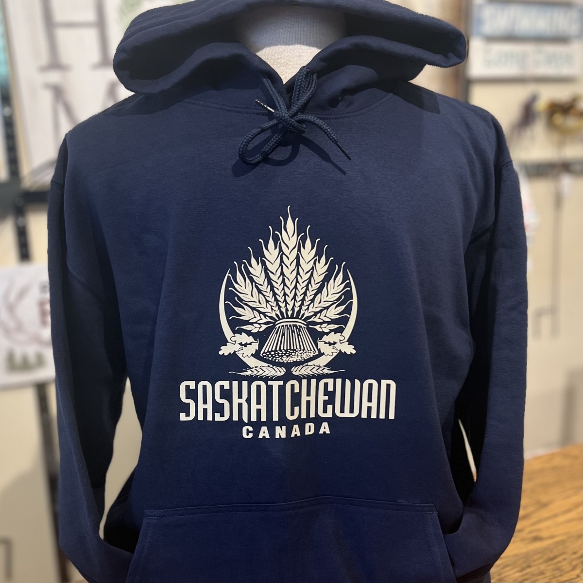 Saskatchewan Wheat Pullover Navy