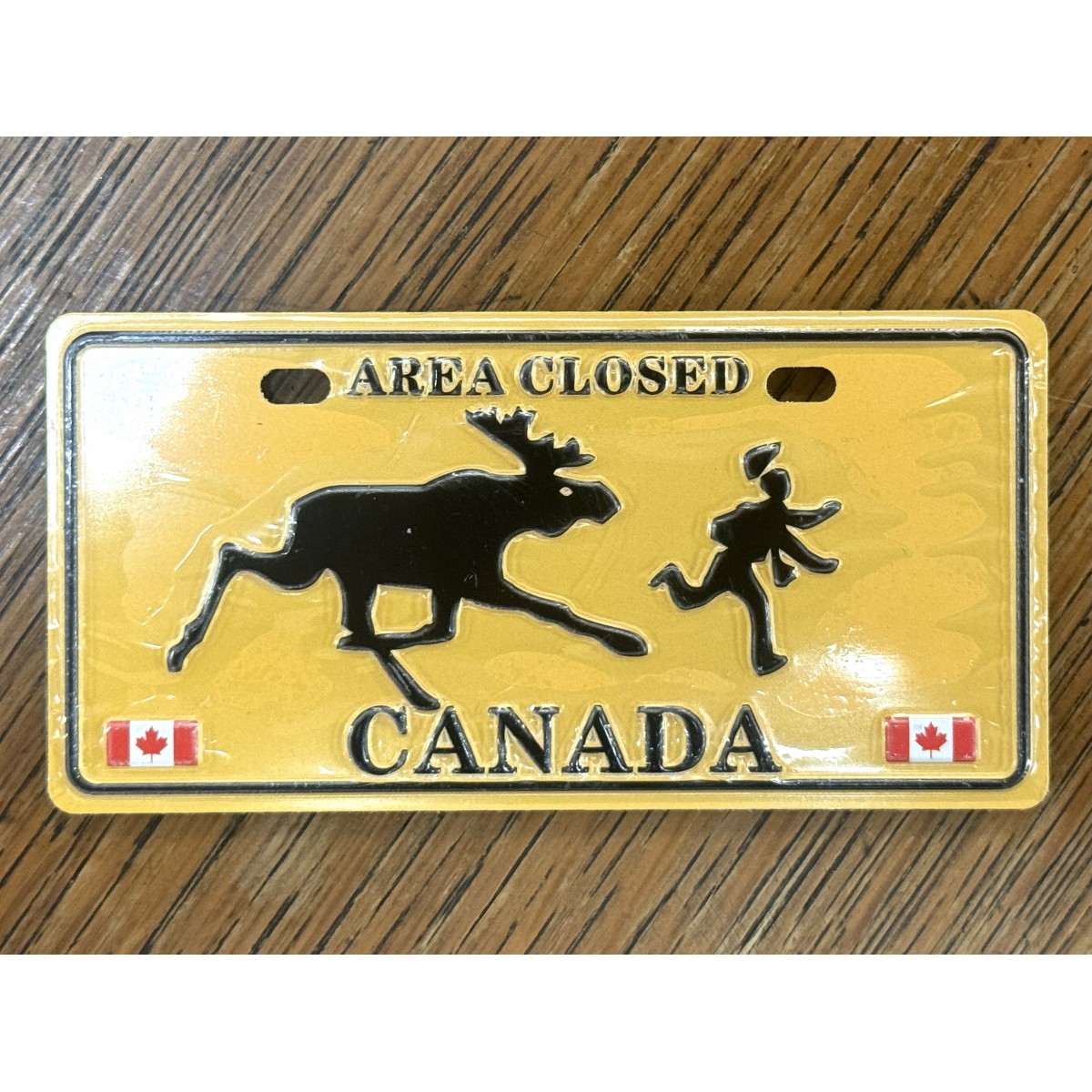 Canada Magnet Metal License Plate Area Closed Moose