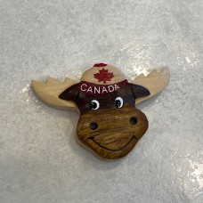 Magnet Wood Moose With Hat Canada